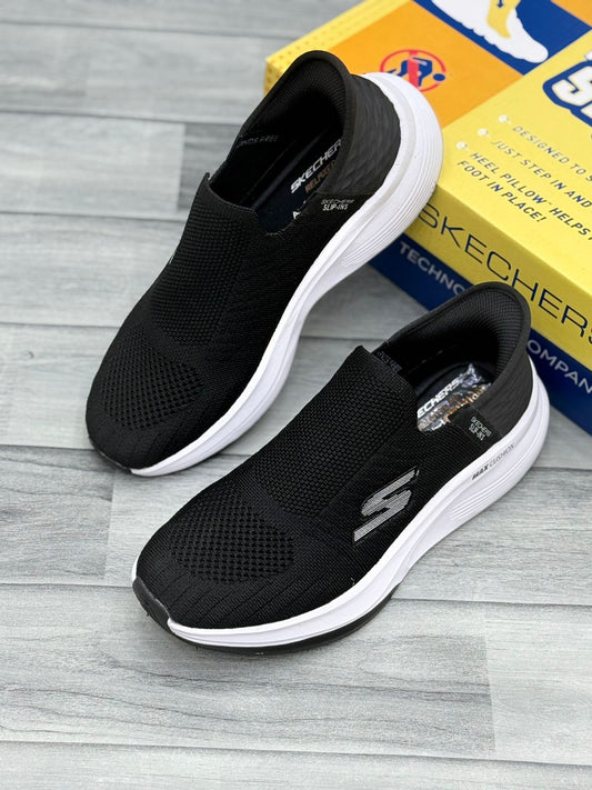SKECHERS HYPER BURST