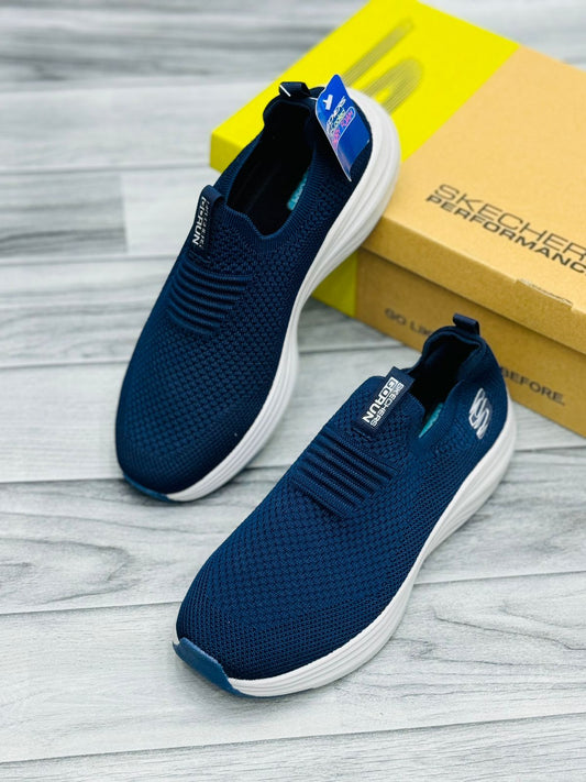 SKECHERS VAPOR FOAM