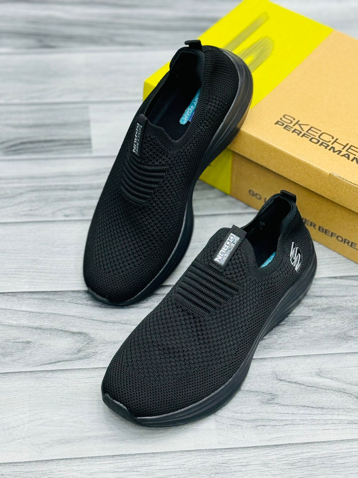 SKECHER VAPOR FOAM