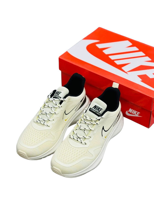 NIKE AIR ZOOM XR RUN