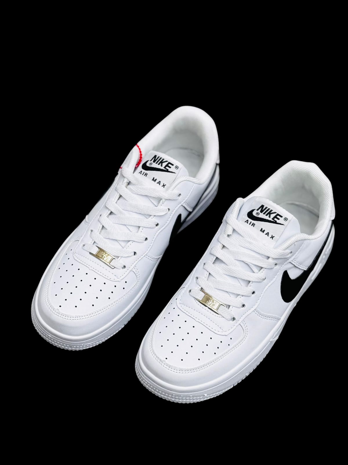 NIKE AF1