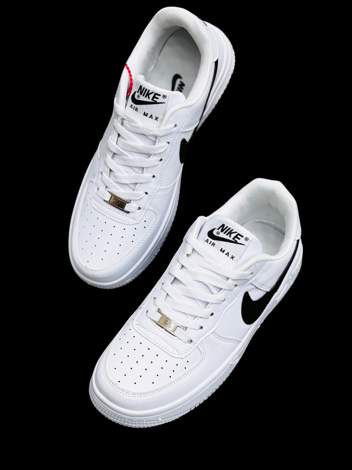 NIKE AF1