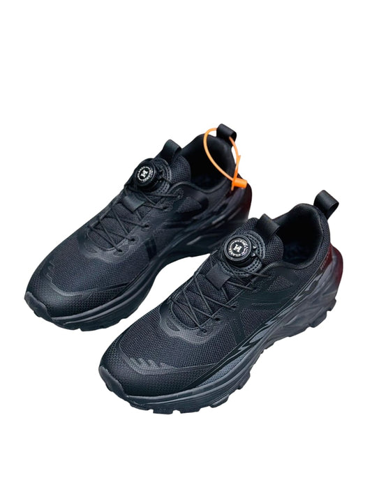 HILANZA SPORTS SHOES