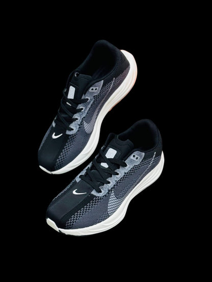 NIKE PEGAUSUS PLUS
