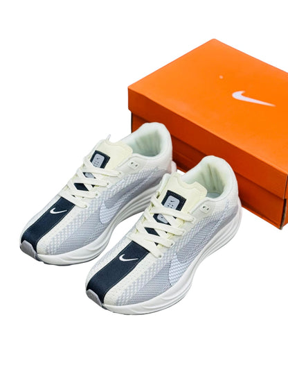 NIKE PEGAUSUS PLUS