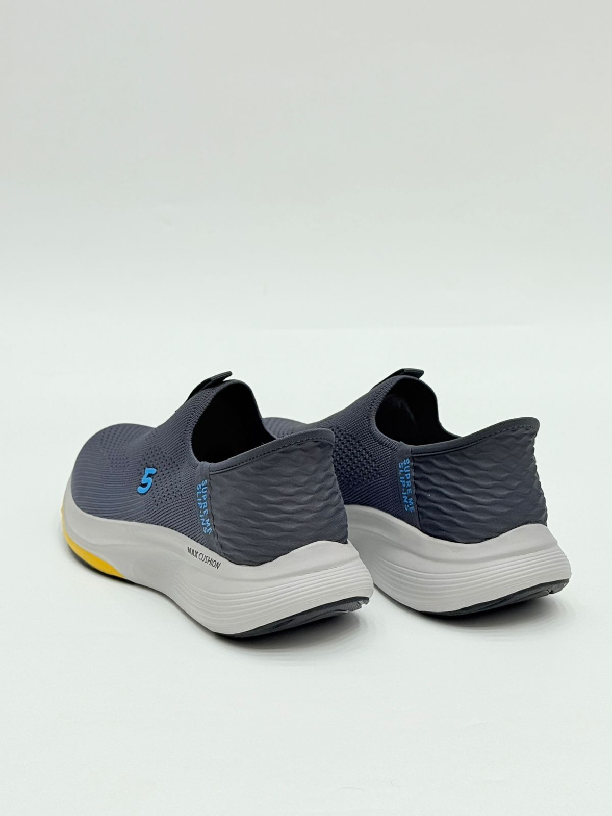 SKECHERS SUPREME MAX CUSHION FOAM MEMORY