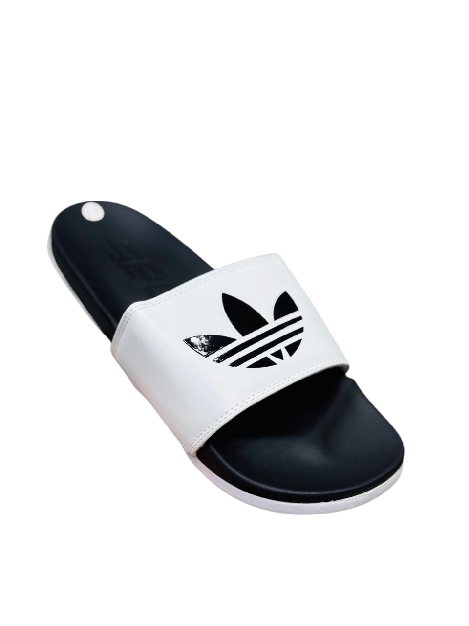 ADIDAS SLIDES