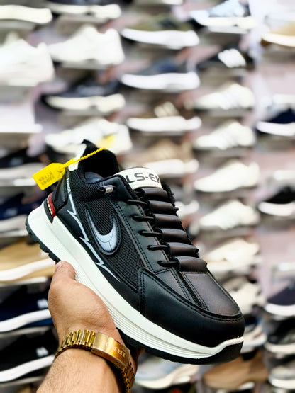 NIKE FASHION SHOES