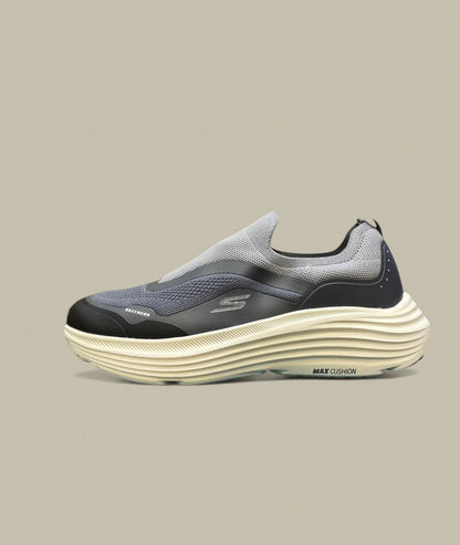 Skechers Max Cushion