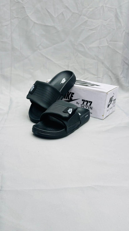 NIKE SLIDES