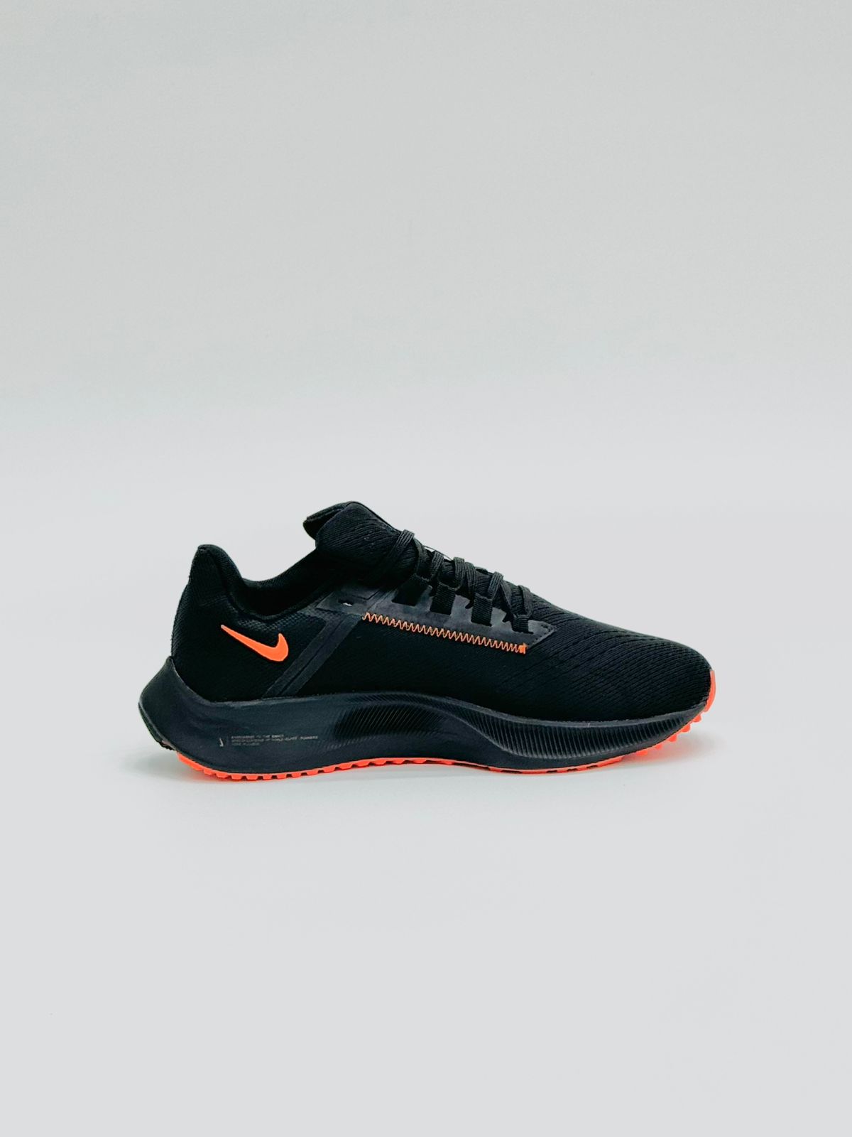 NIKE AIR ZOOM PEGASUS 38