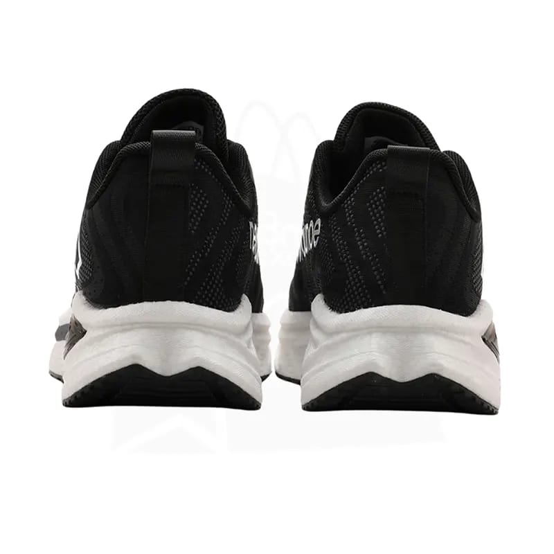 New Balance FuelCell SuperComp Trainer v2 running shoes