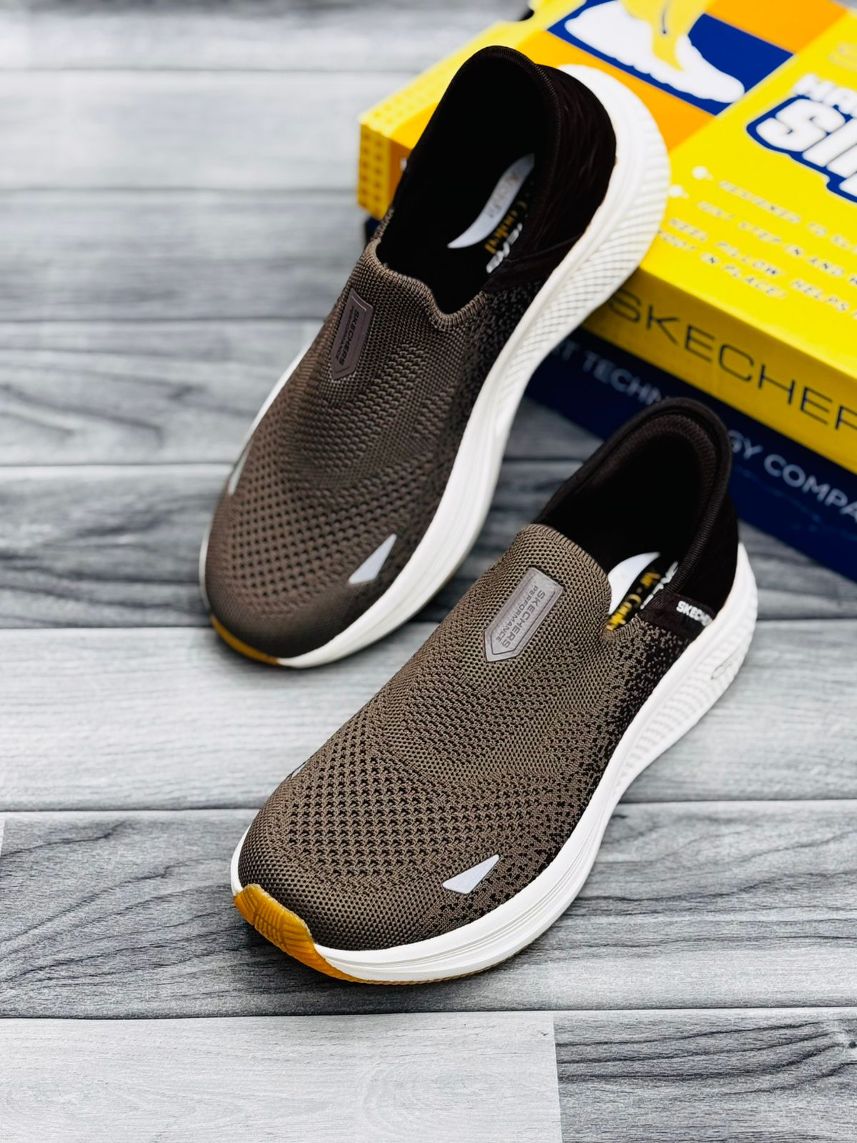SKETCHER MAX CUSHION