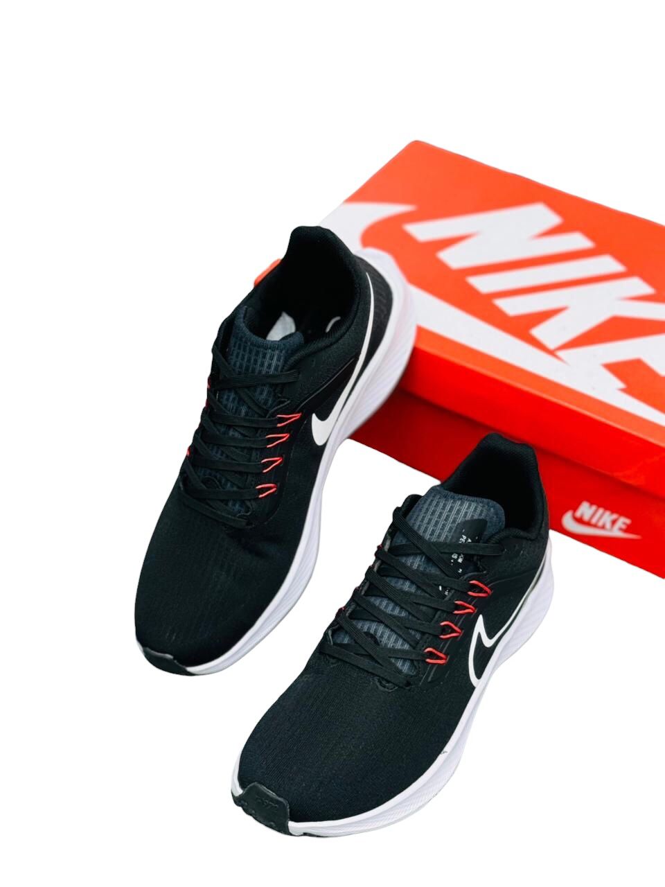 NIKE AIR ZOOM PEGASUS 39