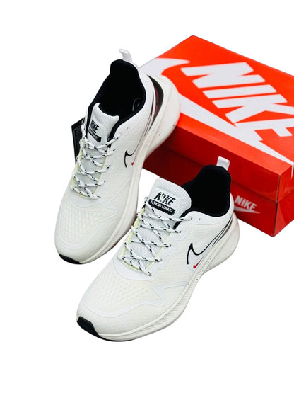 NIKE AIR ZOOM XR RUN