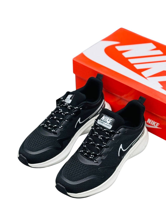 NIKE AIR ZOOM XR RUN