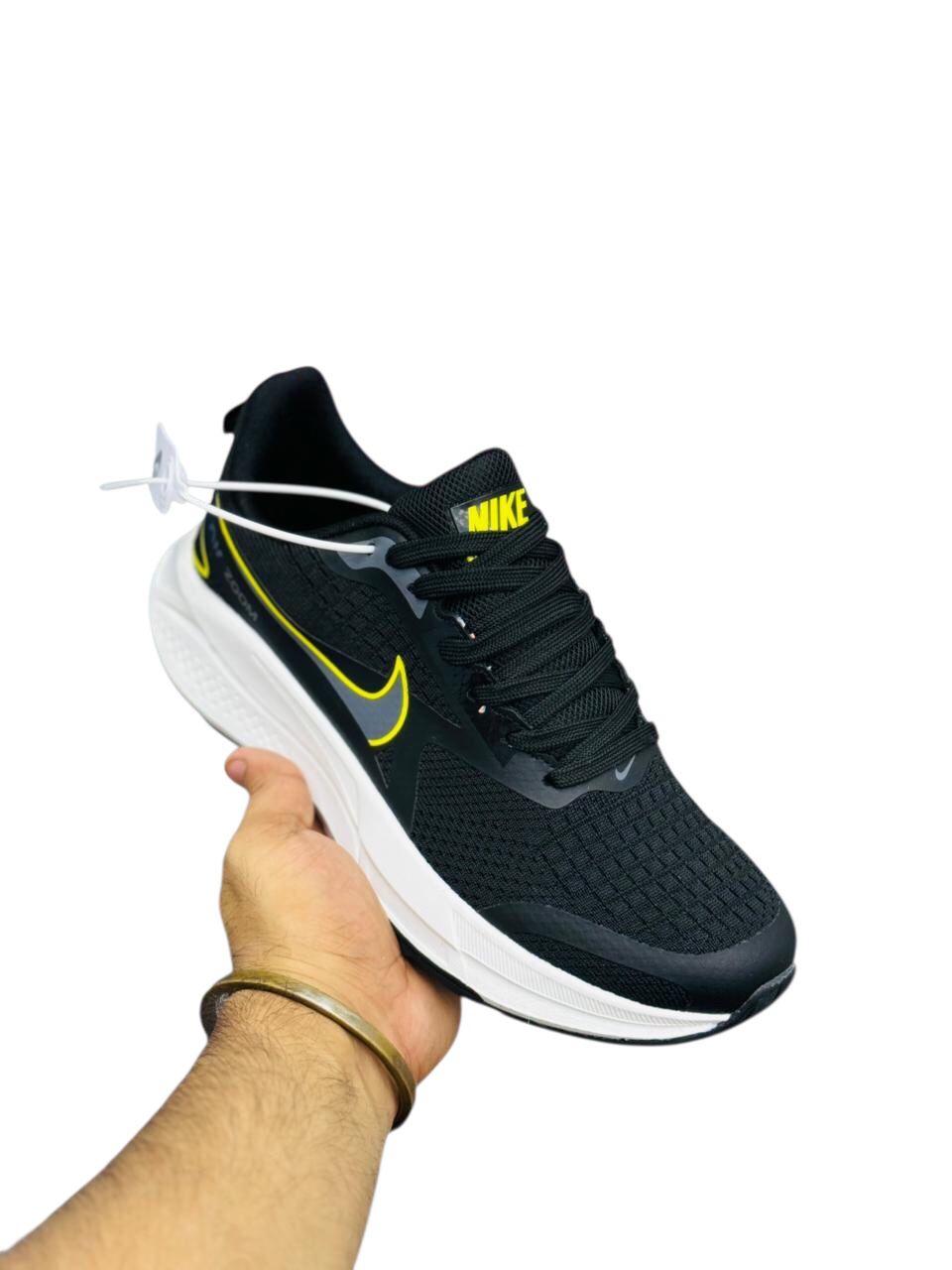 NIKE AIR ZOOM XR NEXT RUNNER