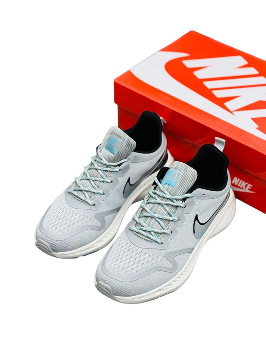 NIKE AIR ZOOM XR RUN