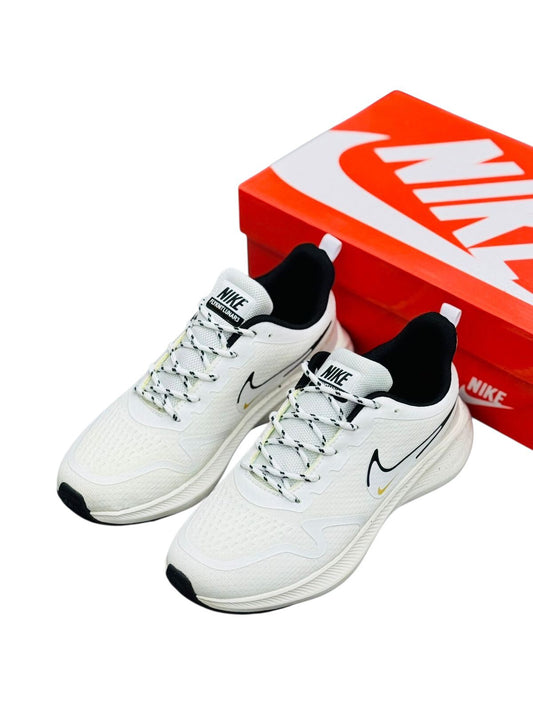 NIKE AIR ZOOM XR RUN