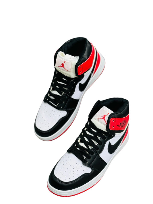 NIKE JORDAN