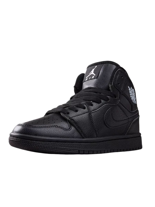 NIKE JORDAN