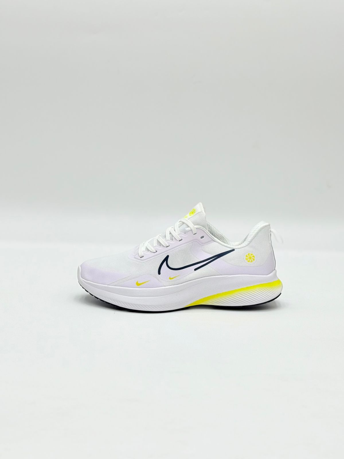 NIKE RUNNERS