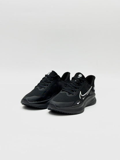 NIKE RUNNERS