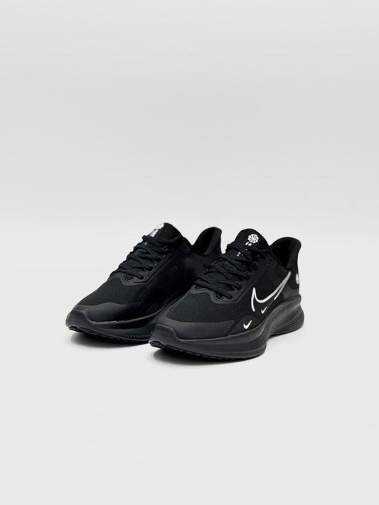 NIKE RUNNERS